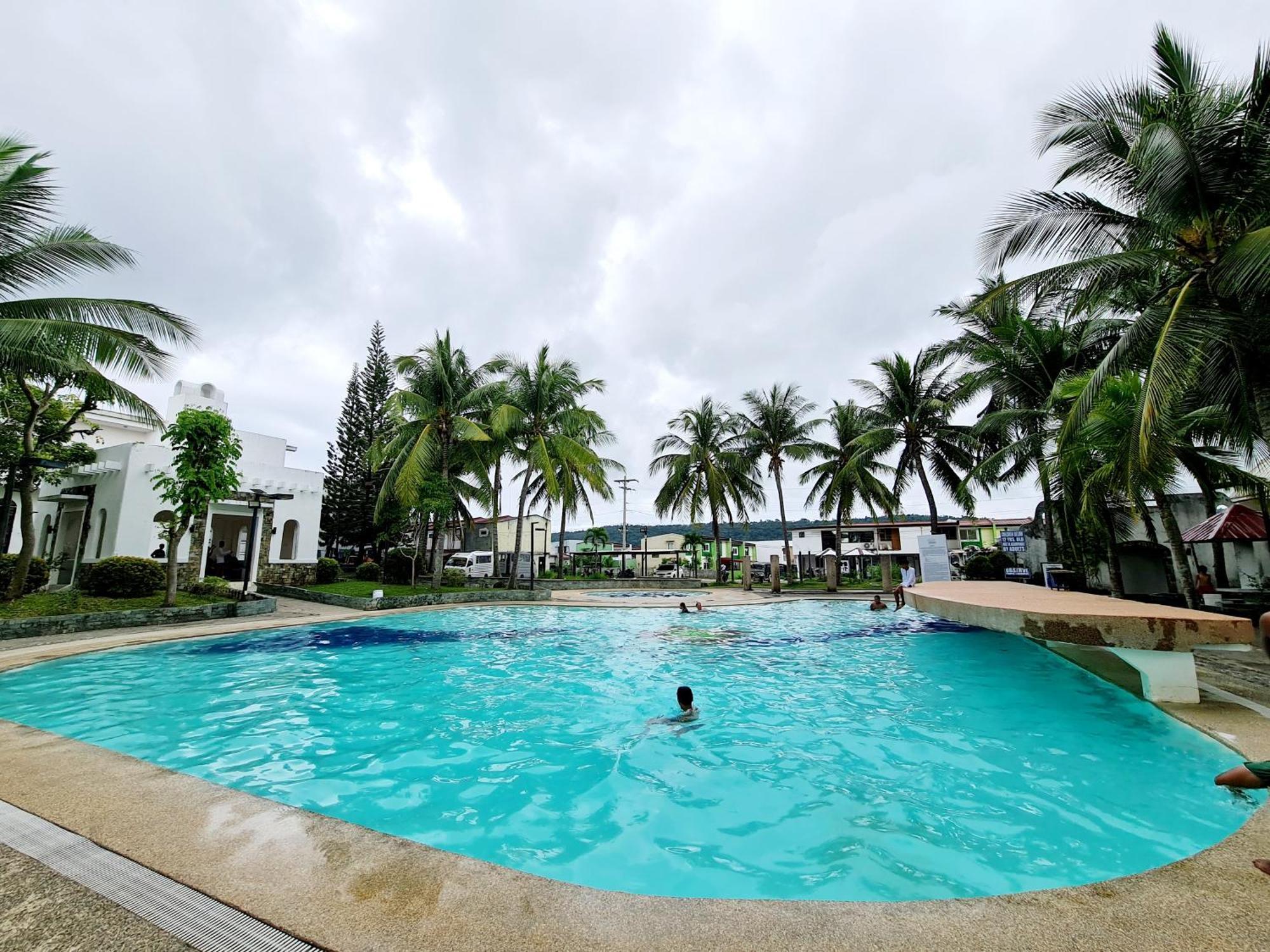 Calapan City Fully Furnished House Transient Near Xentromall L39 Екстериор снимка