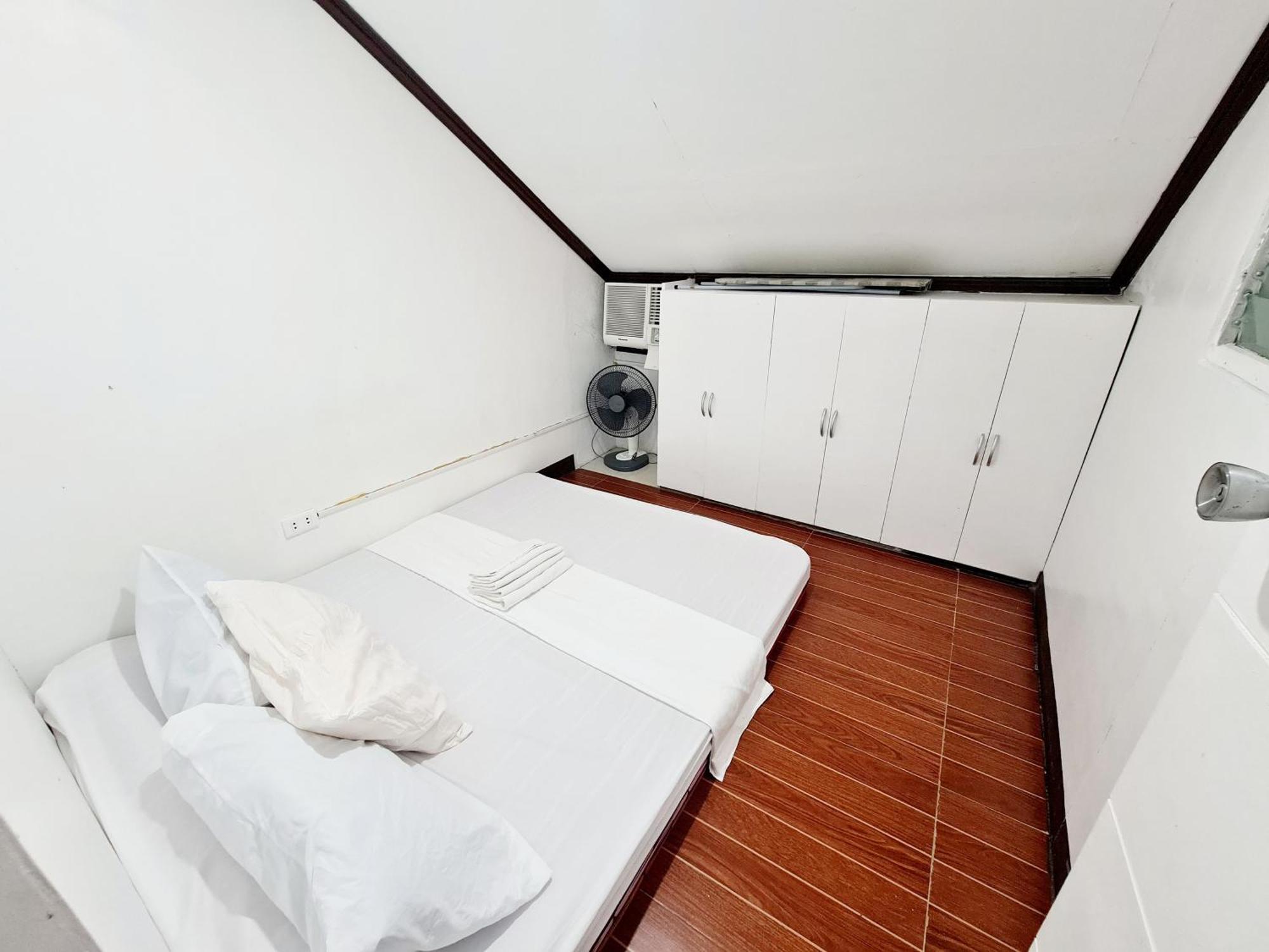 Calapan City Fully Furnished House Transient Near Xentromall L39 Екстериор снимка