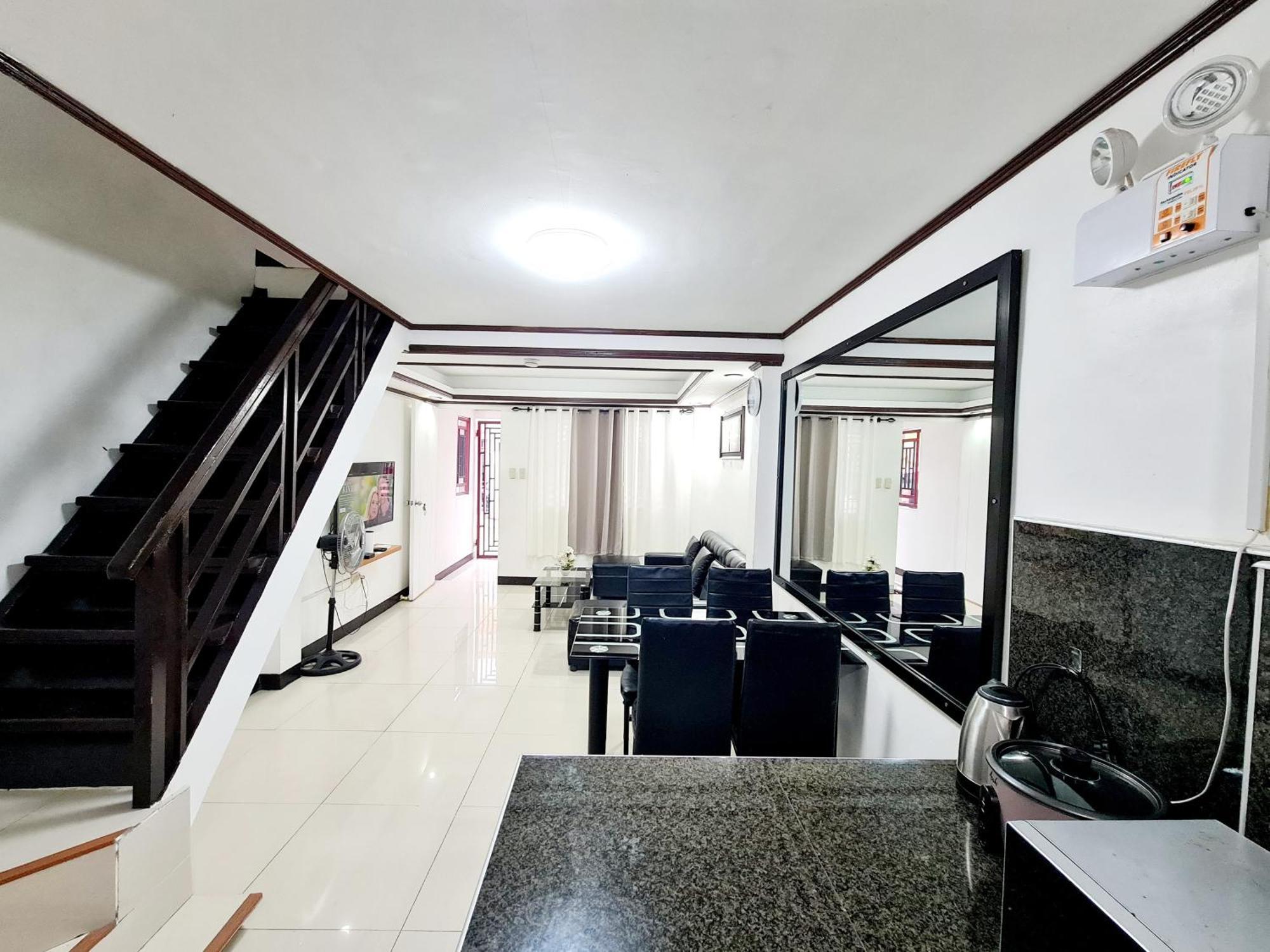 Calapan City Fully Furnished House Transient Near Xentromall L39 Екстериор снимка