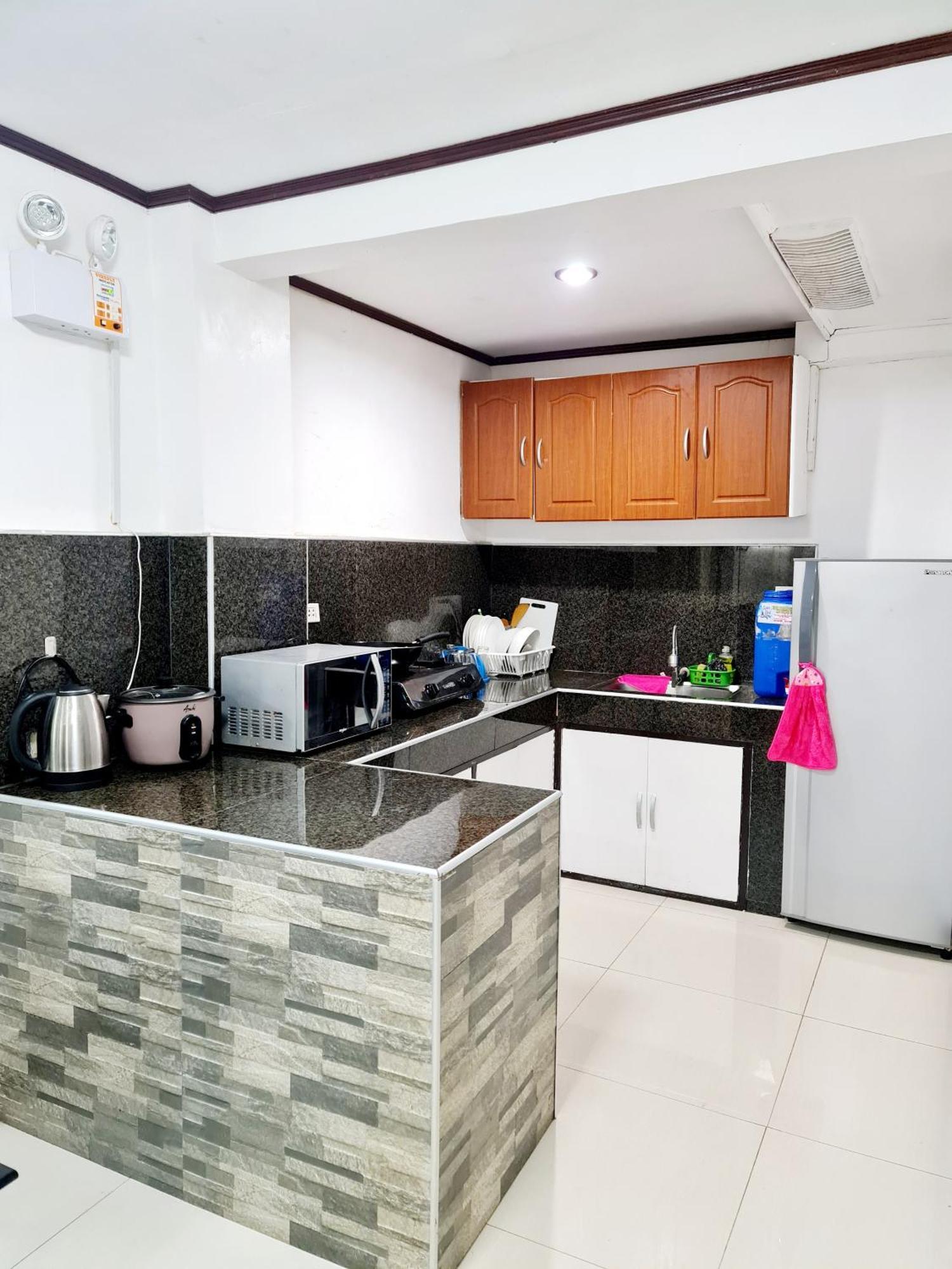 Calapan City Fully Furnished House Transient Near Xentromall L39 Екстериор снимка