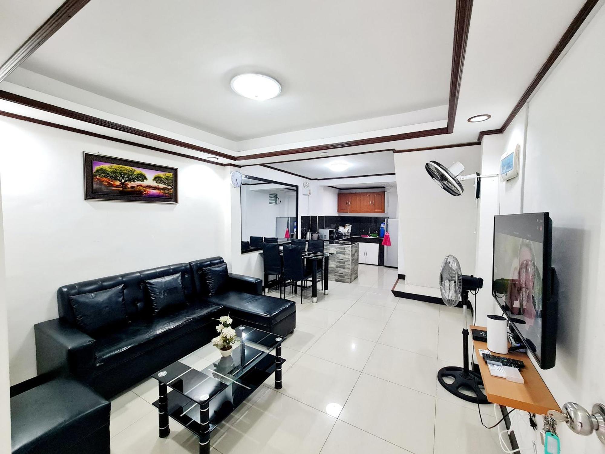 Calapan City Fully Furnished House Transient Near Xentromall L39 Екстериор снимка